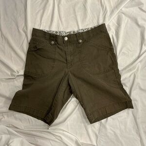 Lee Green Shorts Mid-Thigh Length Cotton